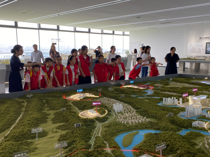 微信图片_20230701164215.jpg?x-oss-process=image/resize,m_lfit,w_720,h_16384