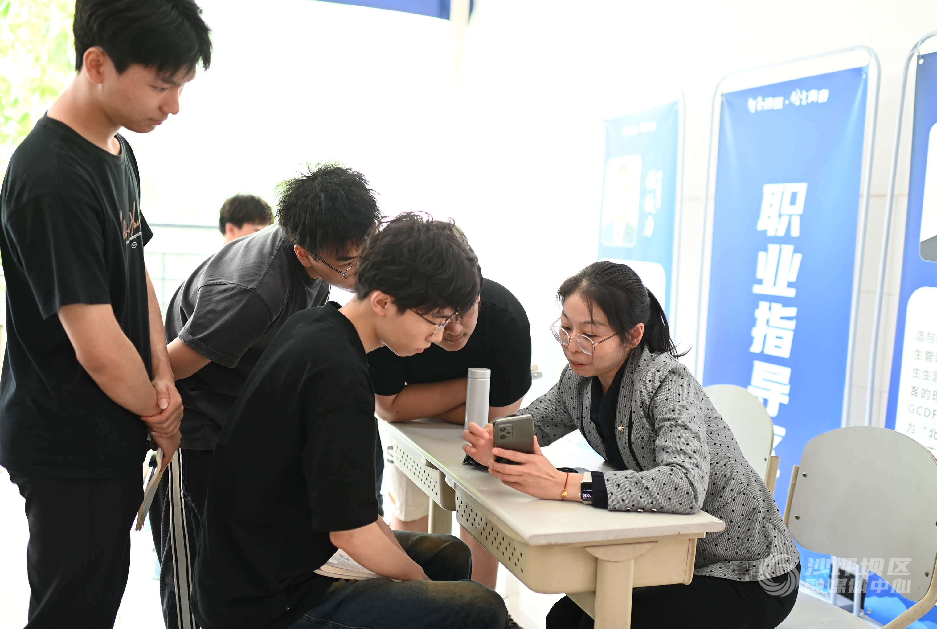 5月9日,在位于沙坪坝区重庆电子工程职业-nep1_20240509_c002444560